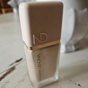 Natasha Denona Foundation in Light Beige